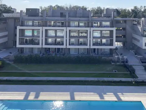 Mariano Acosta al 2000