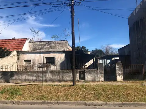 CASA 3 AMB A RECICLAR - HURLINGHAM (KM 18)