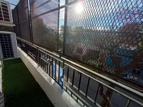 Casa 5 ambientes con 1 baño