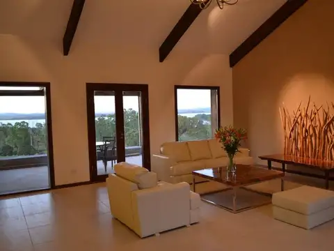 CHACRA EN VENTA 6 SUITE DE LUJO EN RUTA 12