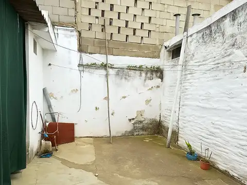 Depto Tipo Casa 3 ambientes con 1 baño