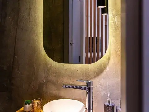 Casa 5 ambientes con 4 baños