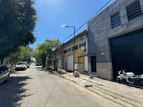 Rivadavia al 900