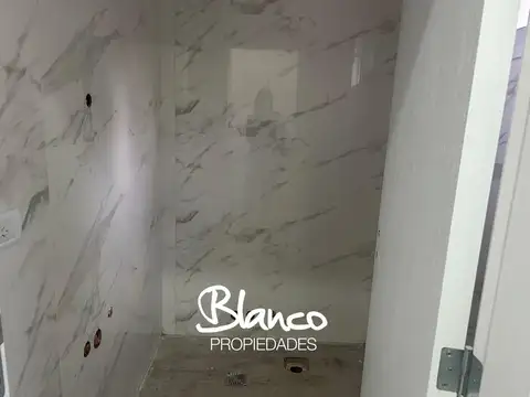 Departamento en Alquiler en La Lonja, USD 1.400