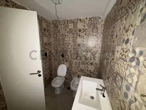 Oficina 2 ambientes con 1 baño