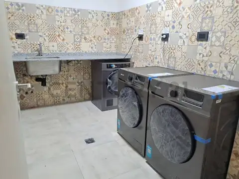 Oficina en Alquiler 1 año