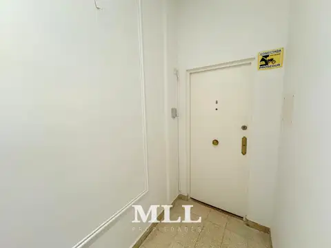 Oficina 4 ambientes con 3 baños