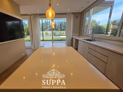 Casa en Venta de 5 dormitorios