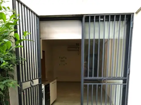 MONIAMBIENTE  CON PATIO