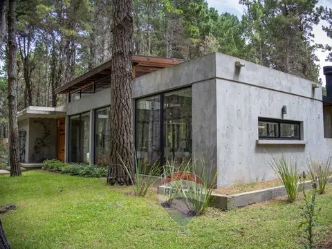 Casa en Venta en Villarobles, USD 265.000