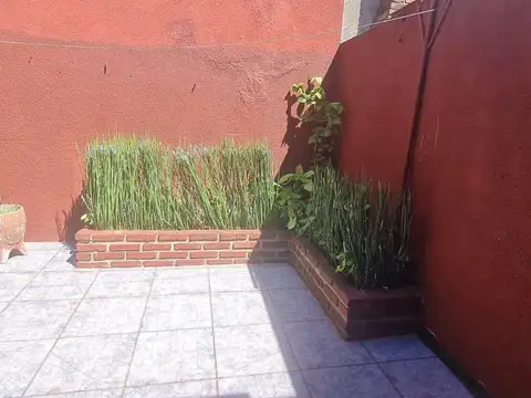 Depto Tipo Casa 3 ambientes con 1 baño