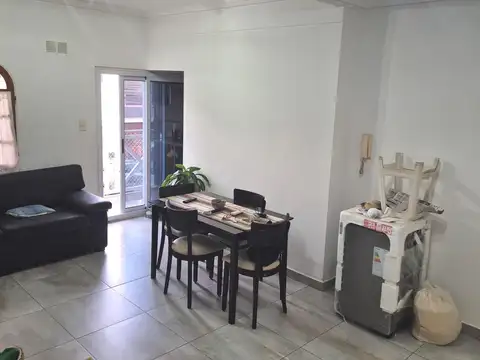 Depto Tipo Casa en Venta de 2 dormitorios
