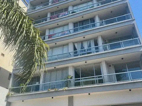 Venta departamento en Ramos Mejia, 2 ambientes con cochera