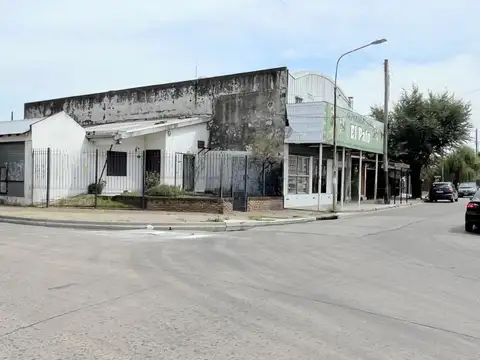 Local en Venta Via Pública