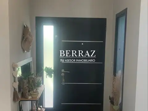 Casa Venta 3 Dormitorios Barrio El Ensueño lote de 704 m2 Escobar