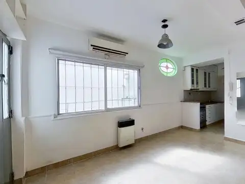 Depto Tipo Casa en Venta en Villa Urquiza, USD 118.000