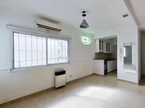 PH luminoso de 2 ambientes y medio. Villa Urquiza