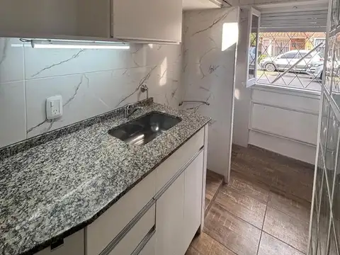 Depto Tipo Casa 3 ambientes con 1 baño