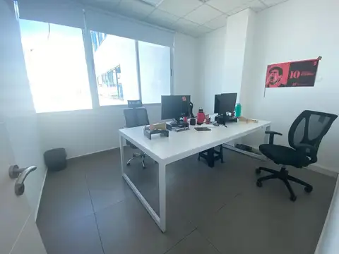 Oficina en Alquiler en Centro, USD 1.800