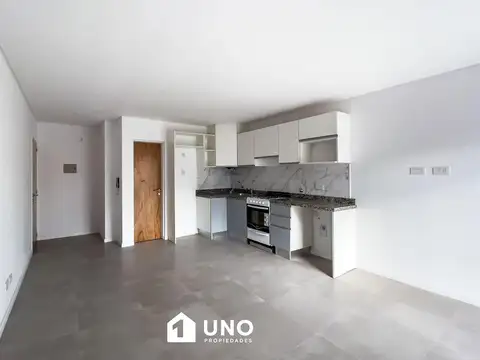 Urquiza y Balcarce - Dpto Monoambiente.