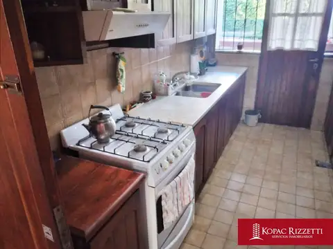 JULIAN CASTAÑOS 2200