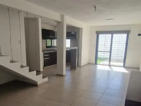 Casa en Alquiler de 2 dormitorios