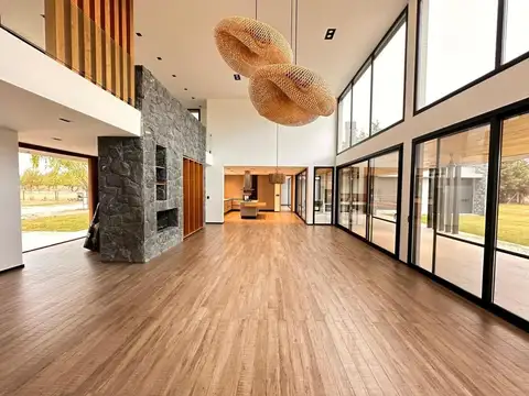 Casa en Venta 1 año