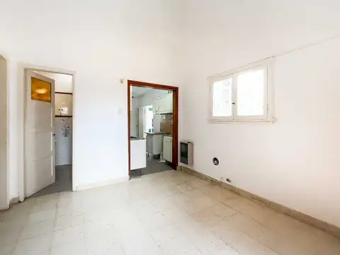 Casa 3 ambientes con 2 baños