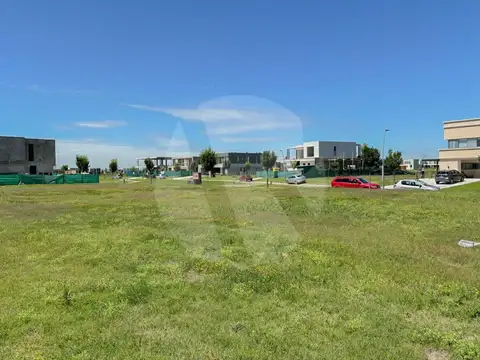 Terreno en Riberas, Puertos del Lago. Excelente ubicación.