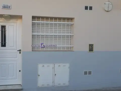 PH de 2 ambientes en planta baja al frente