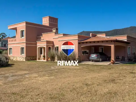 CASA 5 DORMITORIOS VENTA LA LUCINDA CLUB DE CAMPO
