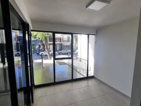Oficina en alquiler en Ciudad de Mendoza Centro a metros de plaza italia