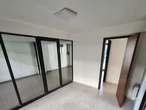 Oficina en Alquiler en Mendoza, $ 400.000