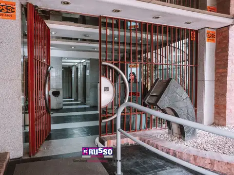 Oficina 2 ambientes con 1 baño