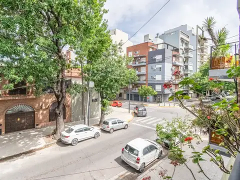 Depto Tipo Casa en Venta de 5 ambientes