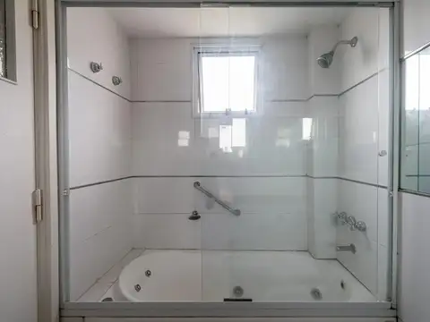 Departamento en Venta en La Lucila, USD 94.000