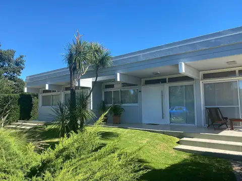 Casa en venta  Campo Chico Country Club, 4 ambientes, pileta doble lote