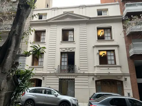Edificio de estilo francés Comercial Belgrano C Barrancas