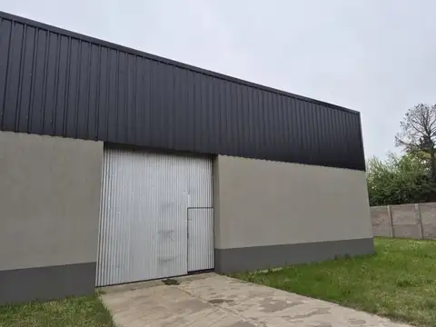 Galpón de 250 m2 en Ruta 34S e intersección Schilla - Ibarlucea