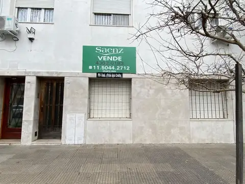 VENTA PH 4 AMBIENTES CON PATIO REFACCIONAR