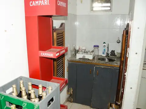 Local en Alquiler en La Plata, $ 700.000