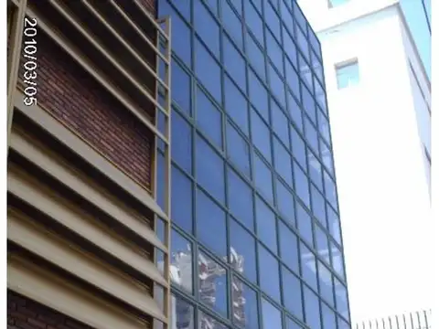 Av Pres Bartolome Mitre 1800, Piso 3°
