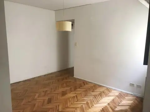 Pje. Dinamarca 1120 , Piso 7