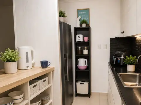 Vendo Casa Con Dos Dor y Pileta en Caseros, Entre Ríos.