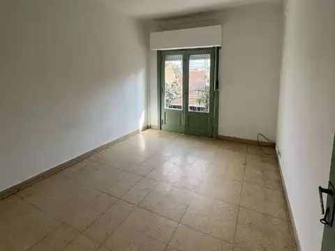 DEPTO EN PLANTA ALTA MENDEZ MTS DE MITRE WILDE 1ERO B