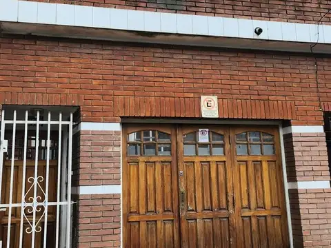 Jose C. Paz 2500, Piso 1