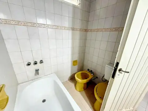 Casa 2 ambientes con 1 baño
