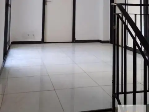 Depto Tipo Casa en Venta de 5 ambientes