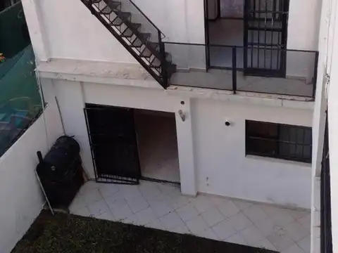 Depto Tipo Casa en Venta de 4 dormitorios