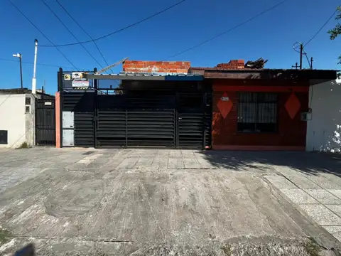 PH 3 AMBIENTES CON PATIO Y TERRAZA EN VENTA